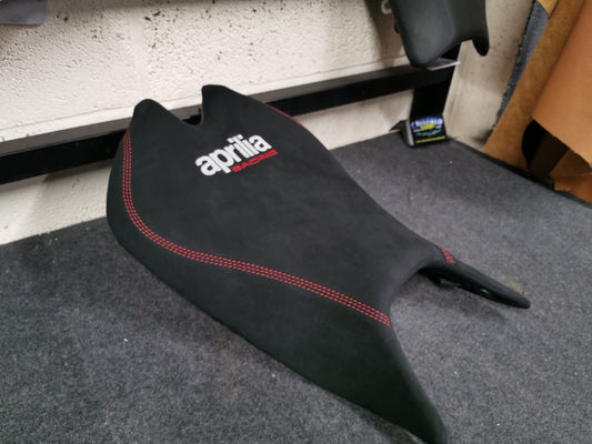 Aprilia RSV4 'Aprilia Racing' Black Rider seat cover - 2021,2022,2023